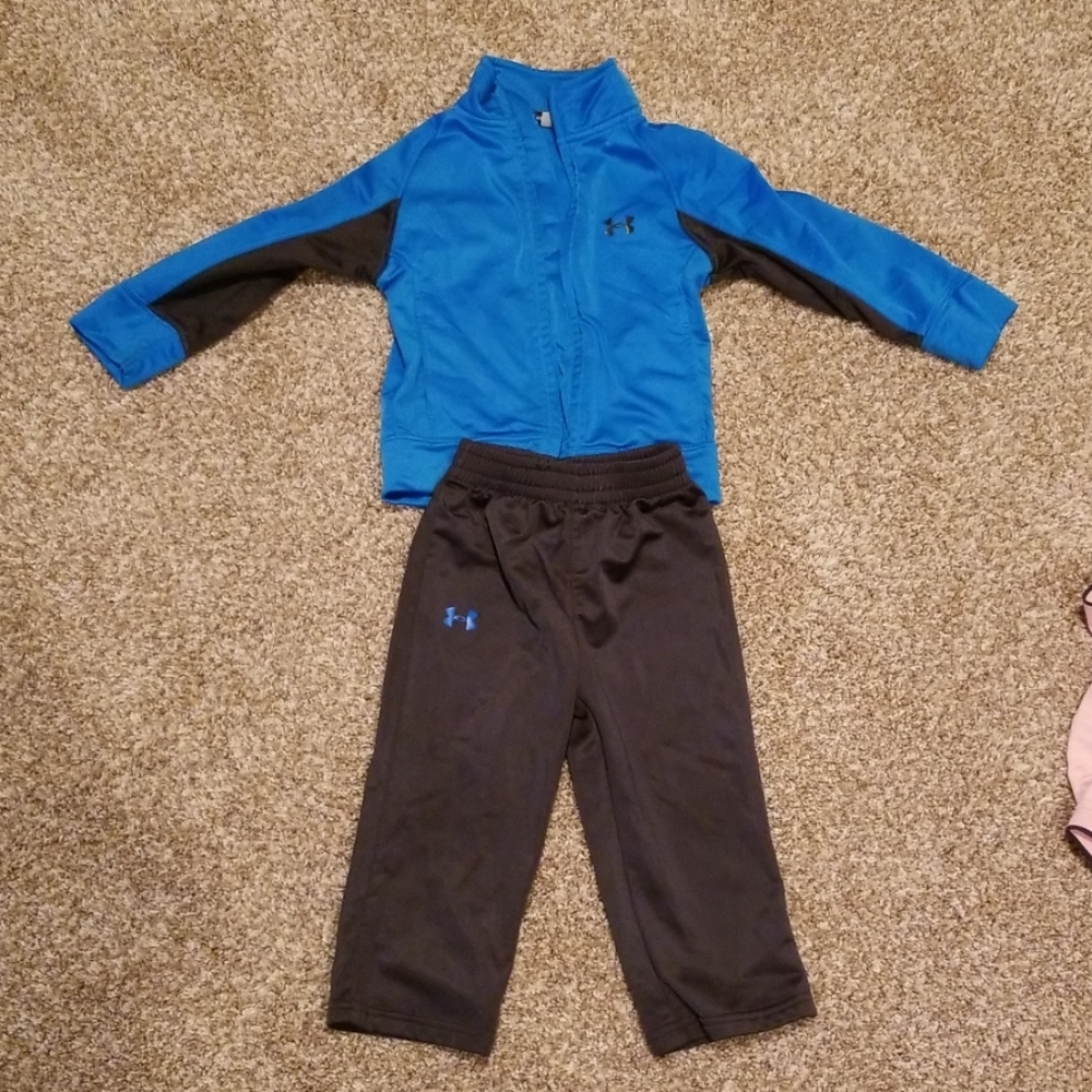 Under Armour track suit